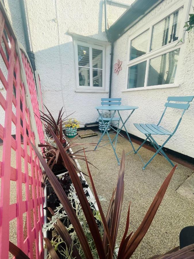 The Rambler'S Rest Cottage, Parkgate, Wirral Parkgate  Екстериор снимка